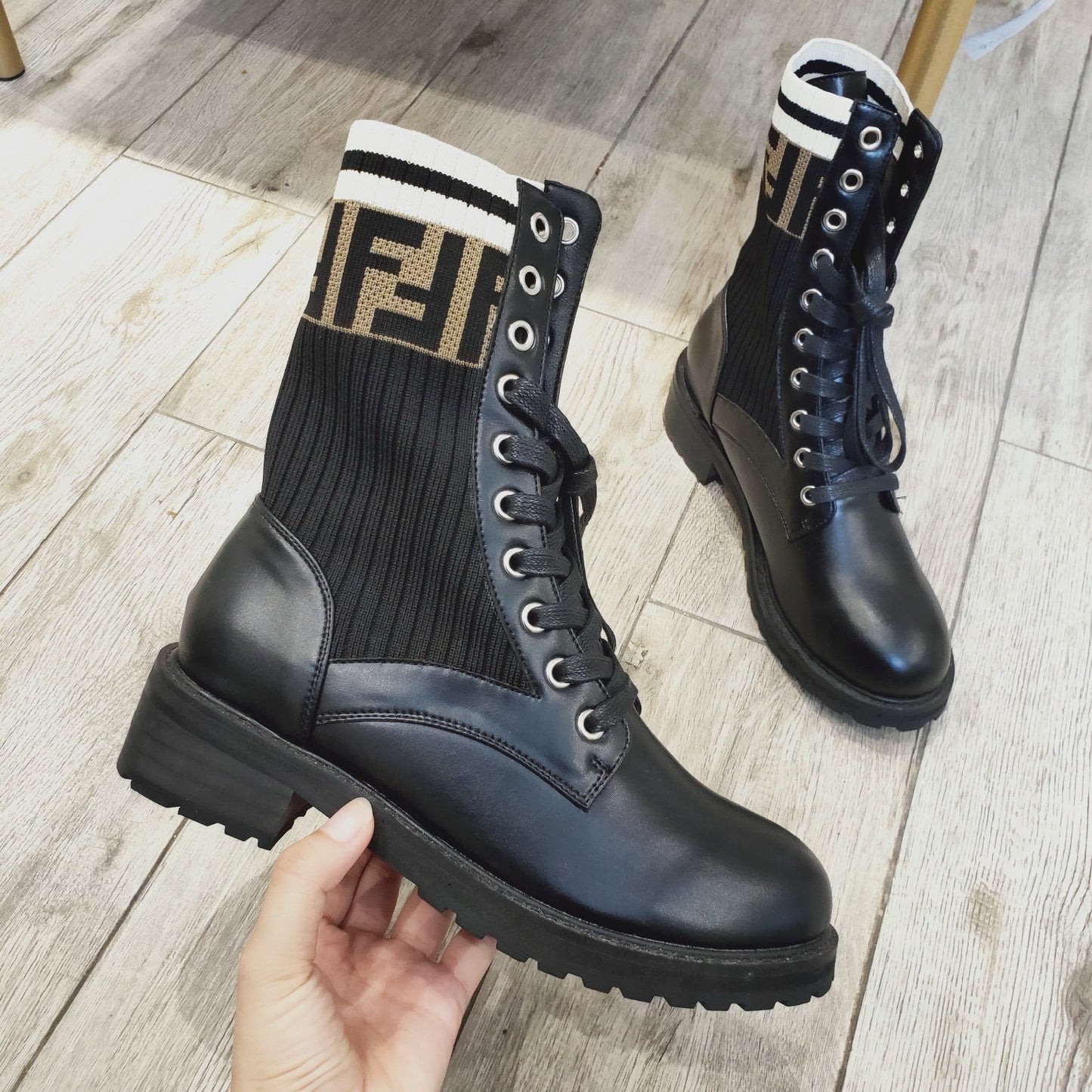 Fendi 2018 new FF woolen boots